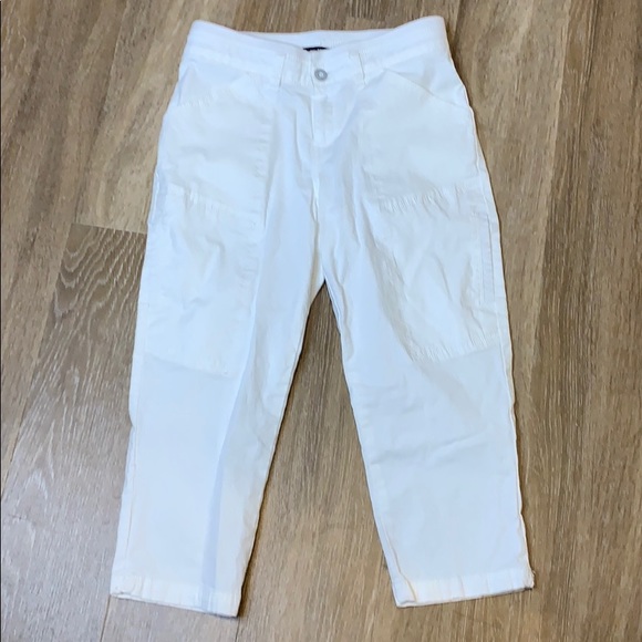 Lee NWT Women/'s Petite Capri Pants Relaxed Fit Olive or Navy Cotton//Spandex